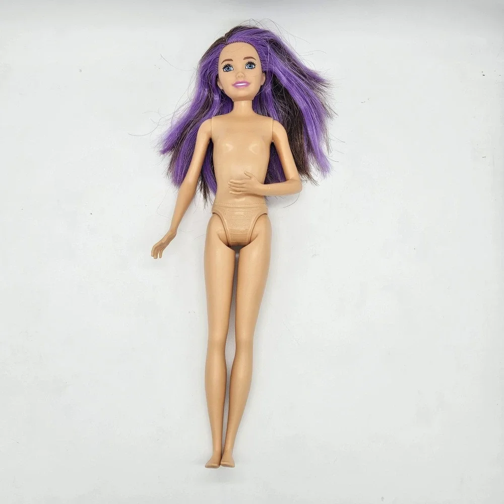 Barbie Skipper Babysitters Inc. Doll Purple Highlights Hair 2010 Mattel GFL38